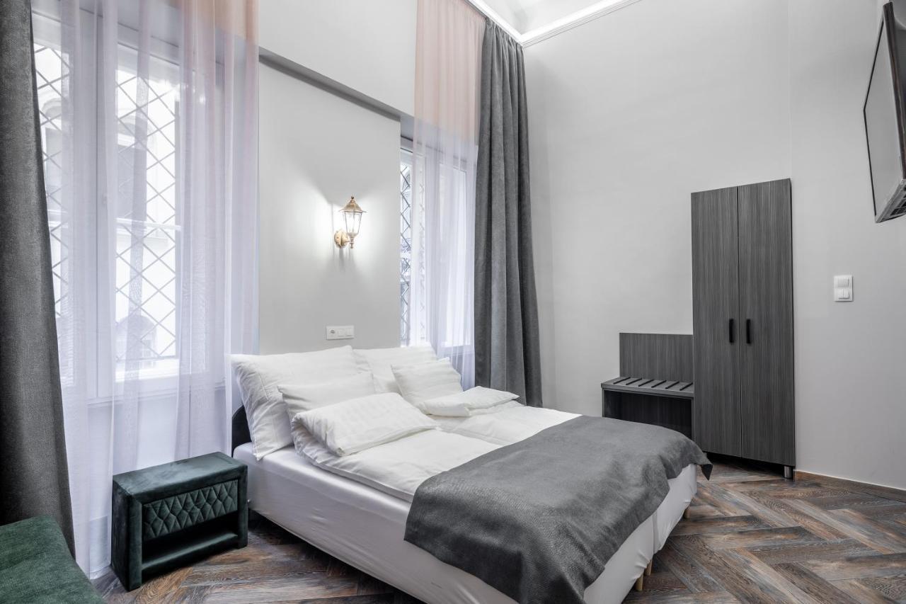 Stunning Apartment In The Hearth Of Budapest Eksteriør billede