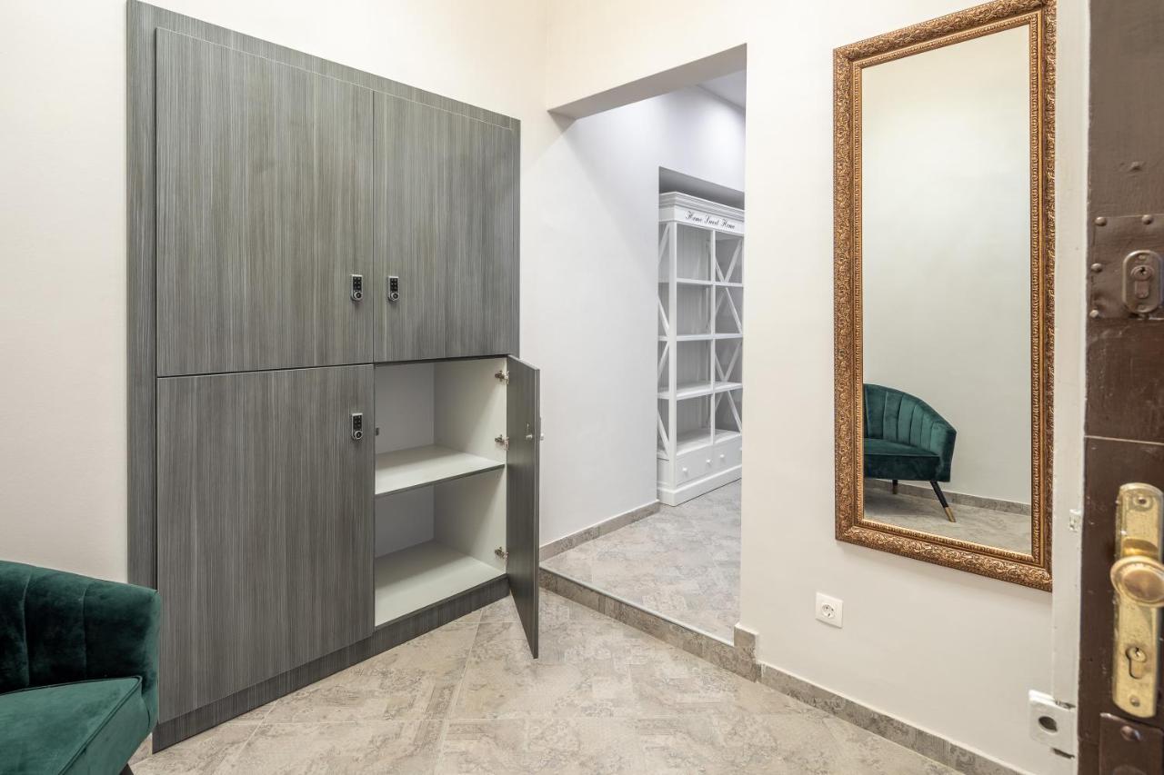 Stunning Apartment In The Hearth Of Budapest Eksteriør billede