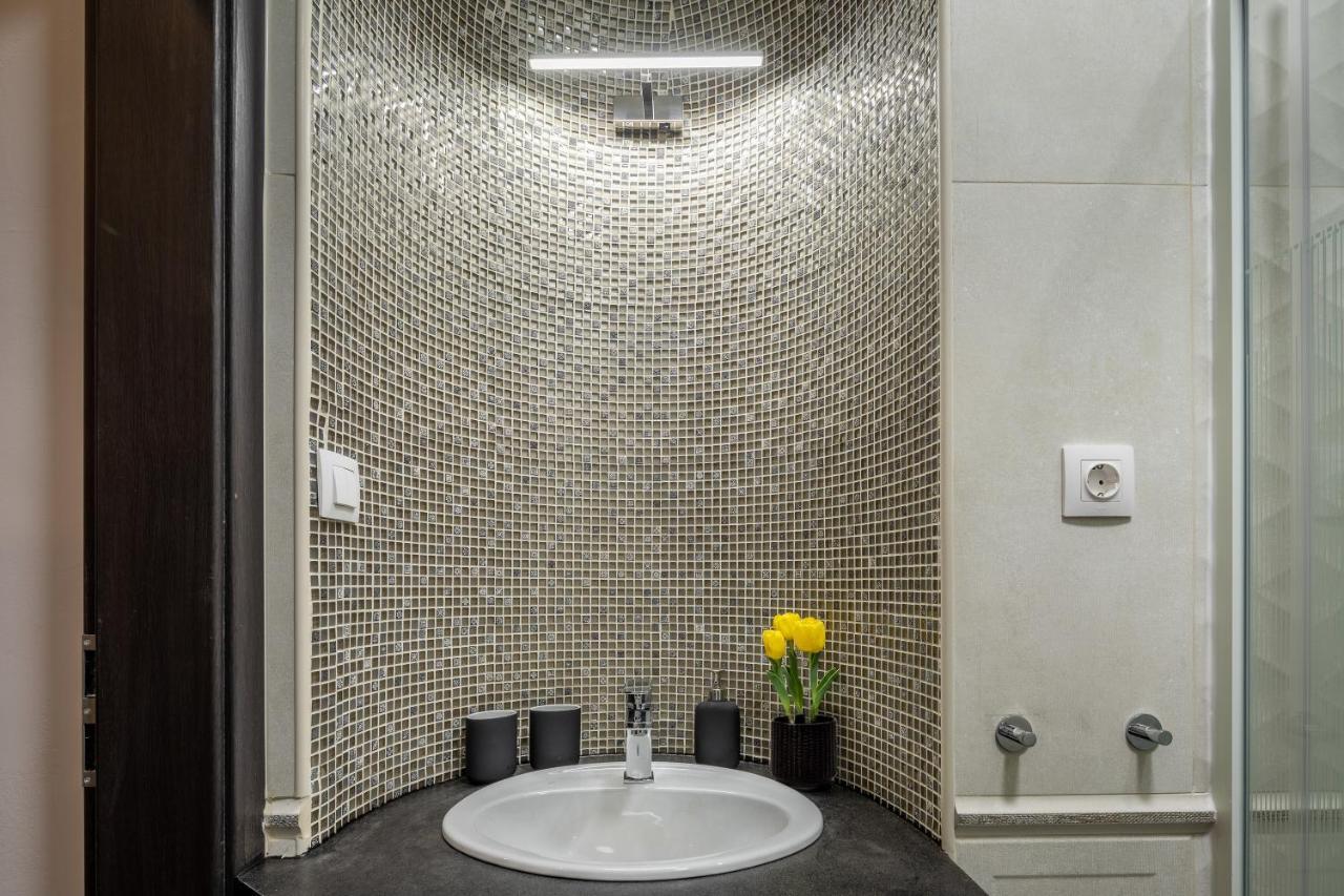 Stunning Apartment In The Hearth Of Budapest Eksteriør billede